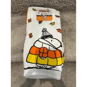 Rae Dunn Peanuts Snoopy Candy Corn Puffer Set of 3 Kitchen Towels